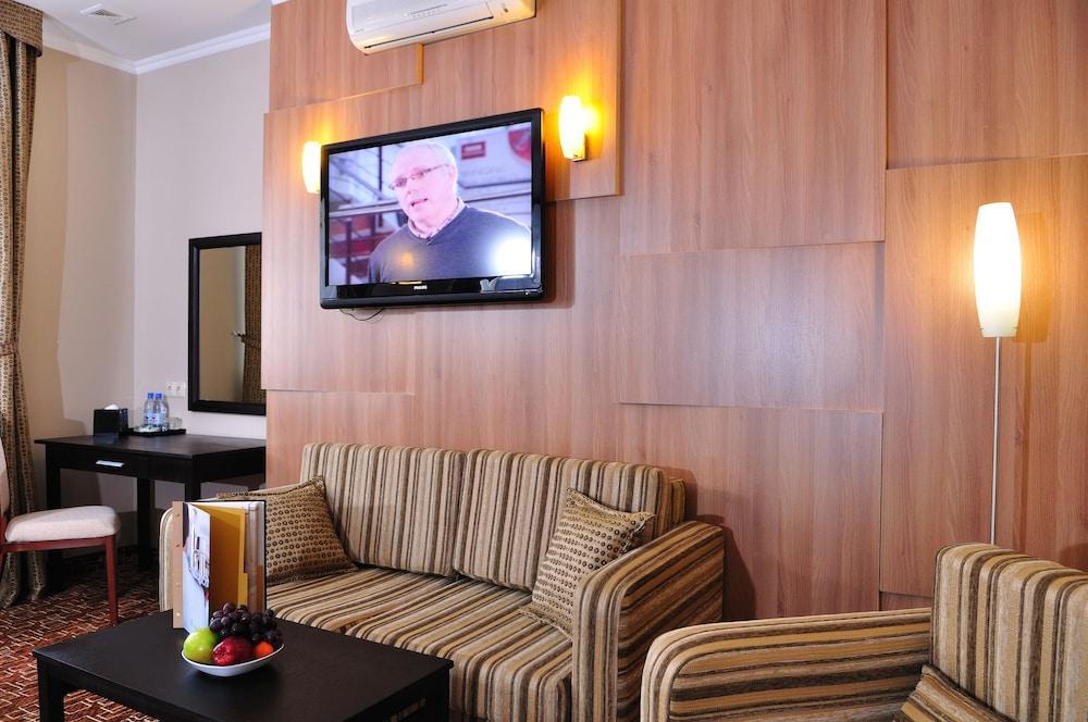 Inn Ozz Astana Esterno foto
