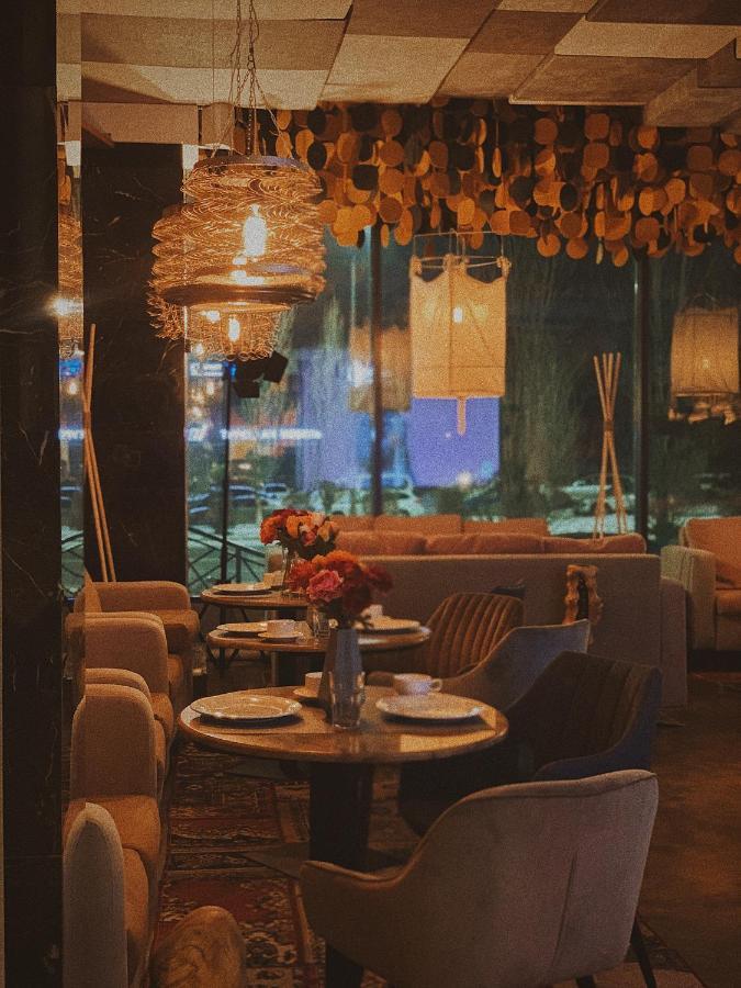 Inn Ozz Astana Esterno foto
