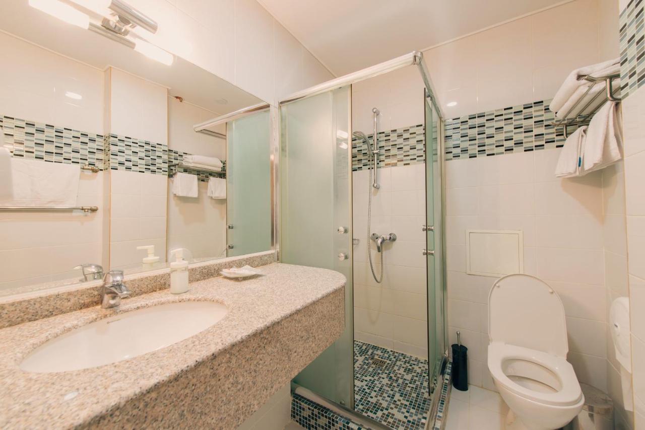 Inn Ozz Astana Esterno foto