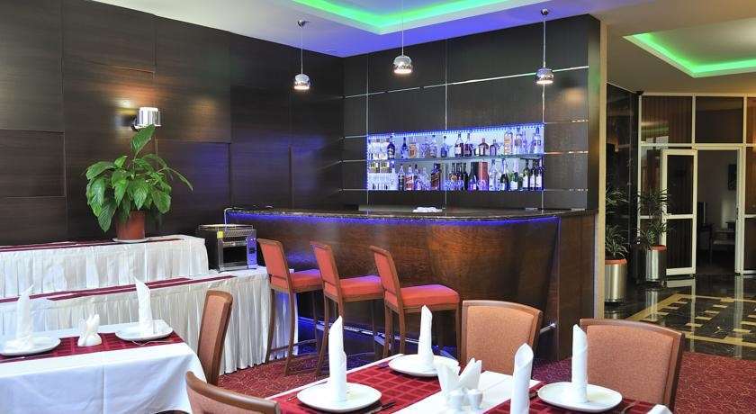 Inn Ozz Astana Ristorante foto