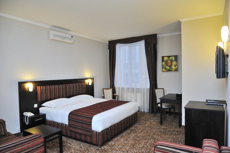 Inn Ozz Astana Esterno foto
