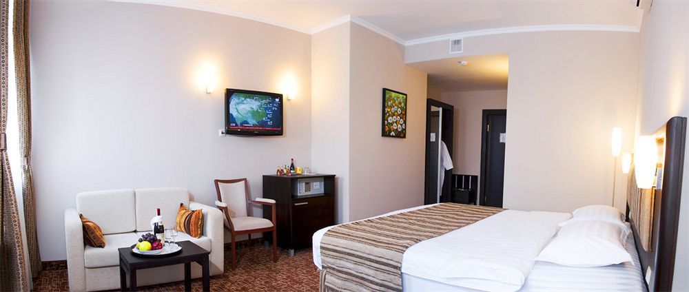 Inn Ozz Astana Esterno foto